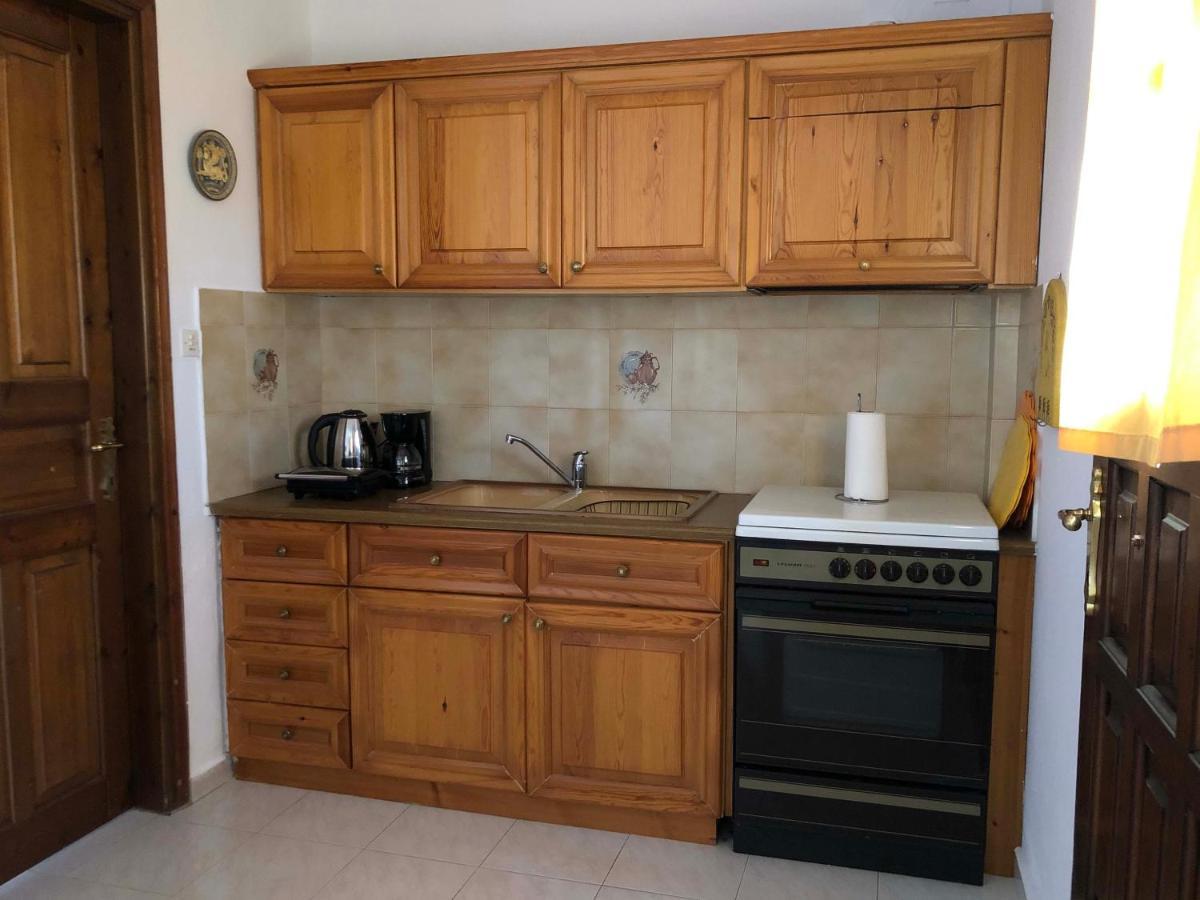 Timeless Apartment Mourésion Екстериор снимка